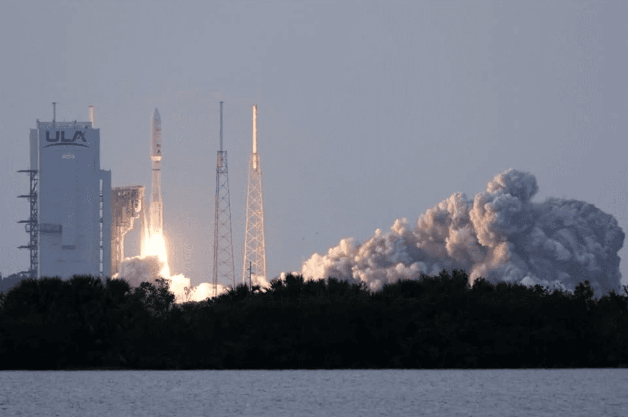 Amazon inicia su despliegue satelital para ofrecer internet desde el espacio