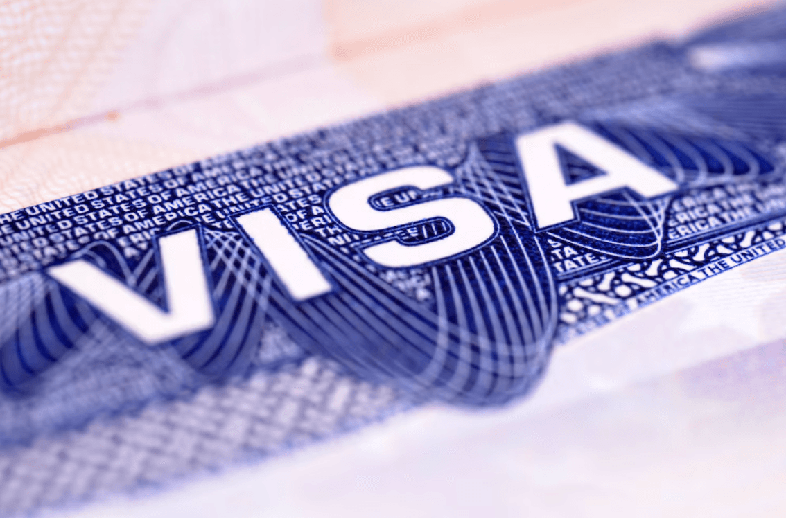 EEUU advierte que cancelará visas por turismo de parto