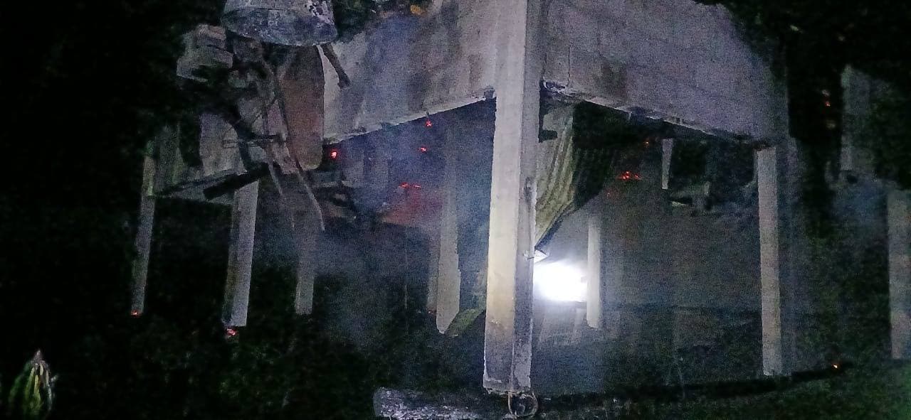 Rayó impacta vivienda en Calmecayo, Coxcatlán