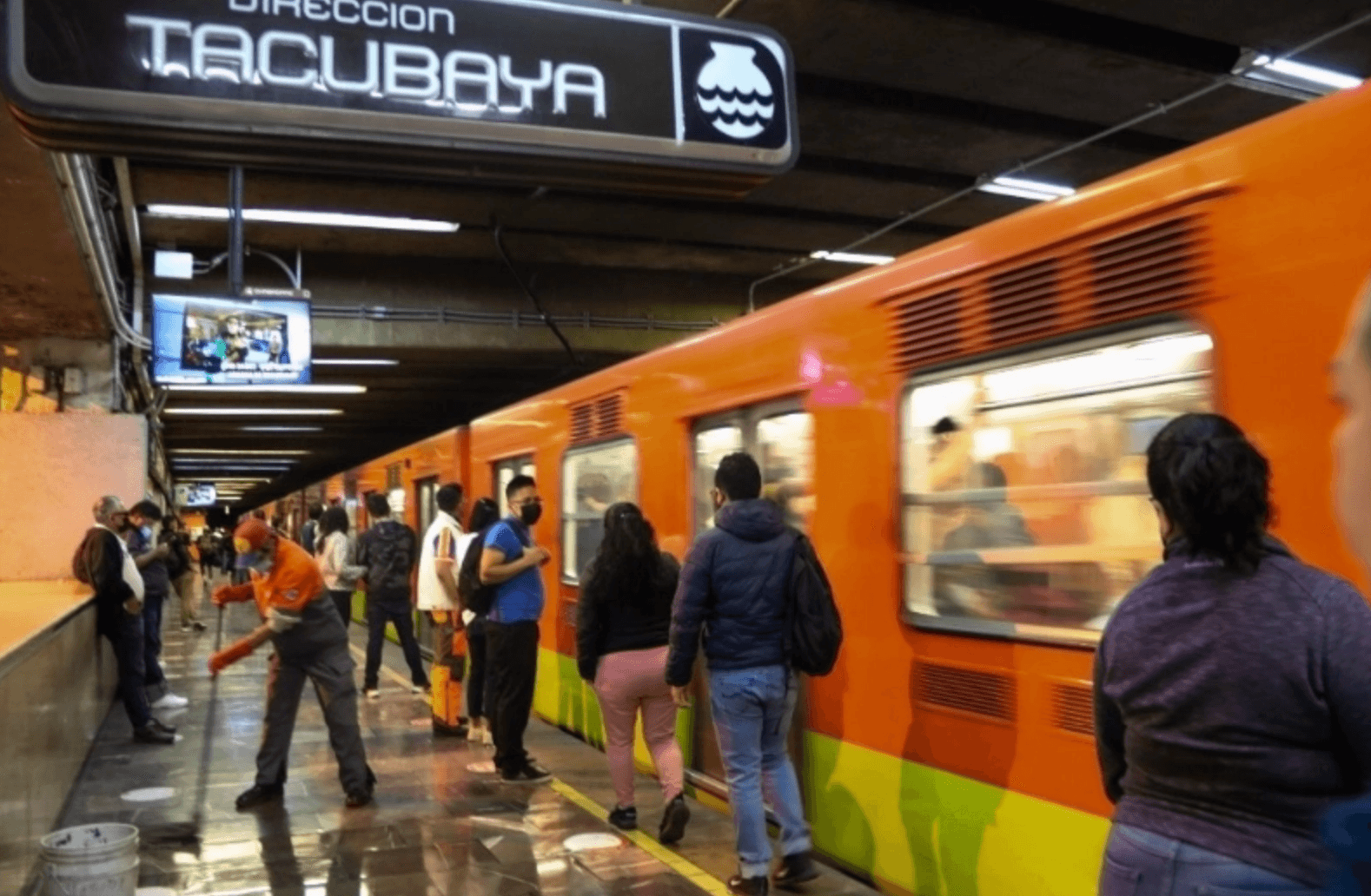 Autoridades investigan casos de pinchazos en el Metro: tres detenidos y más vigilancia