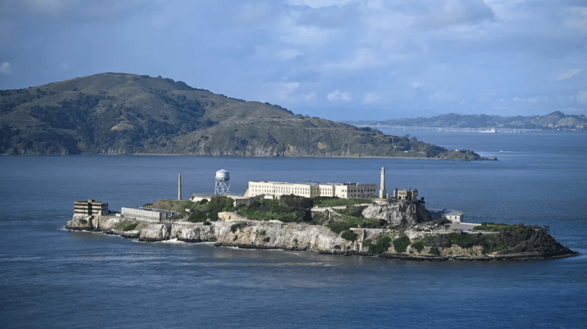 Trump busca reabrir Alcatraz para encerrar a los criminales más peligrosos