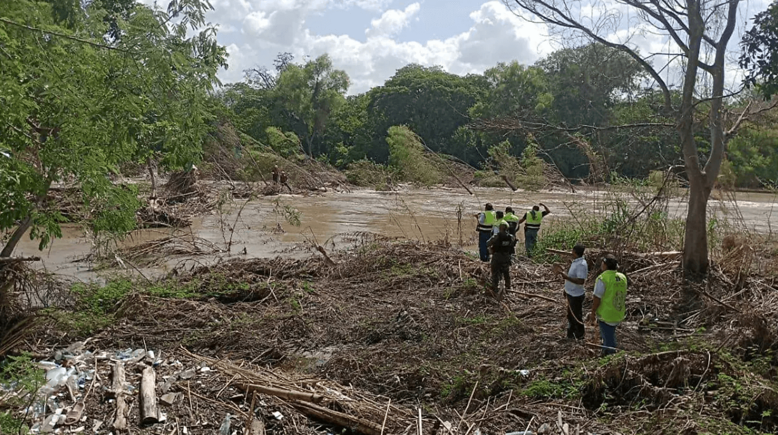 Suspenden riego agrícola en la Huasteca por baja en el río Valles