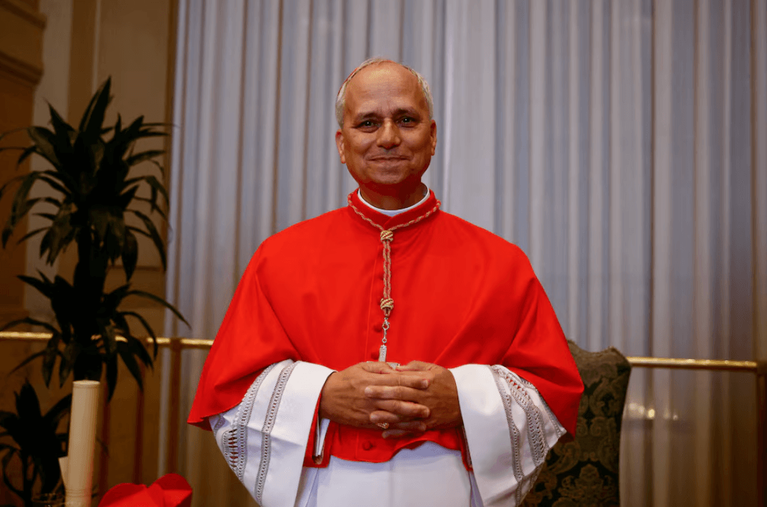 Robert Francis Prevost es elegido papa y toma el nombre de León XIV