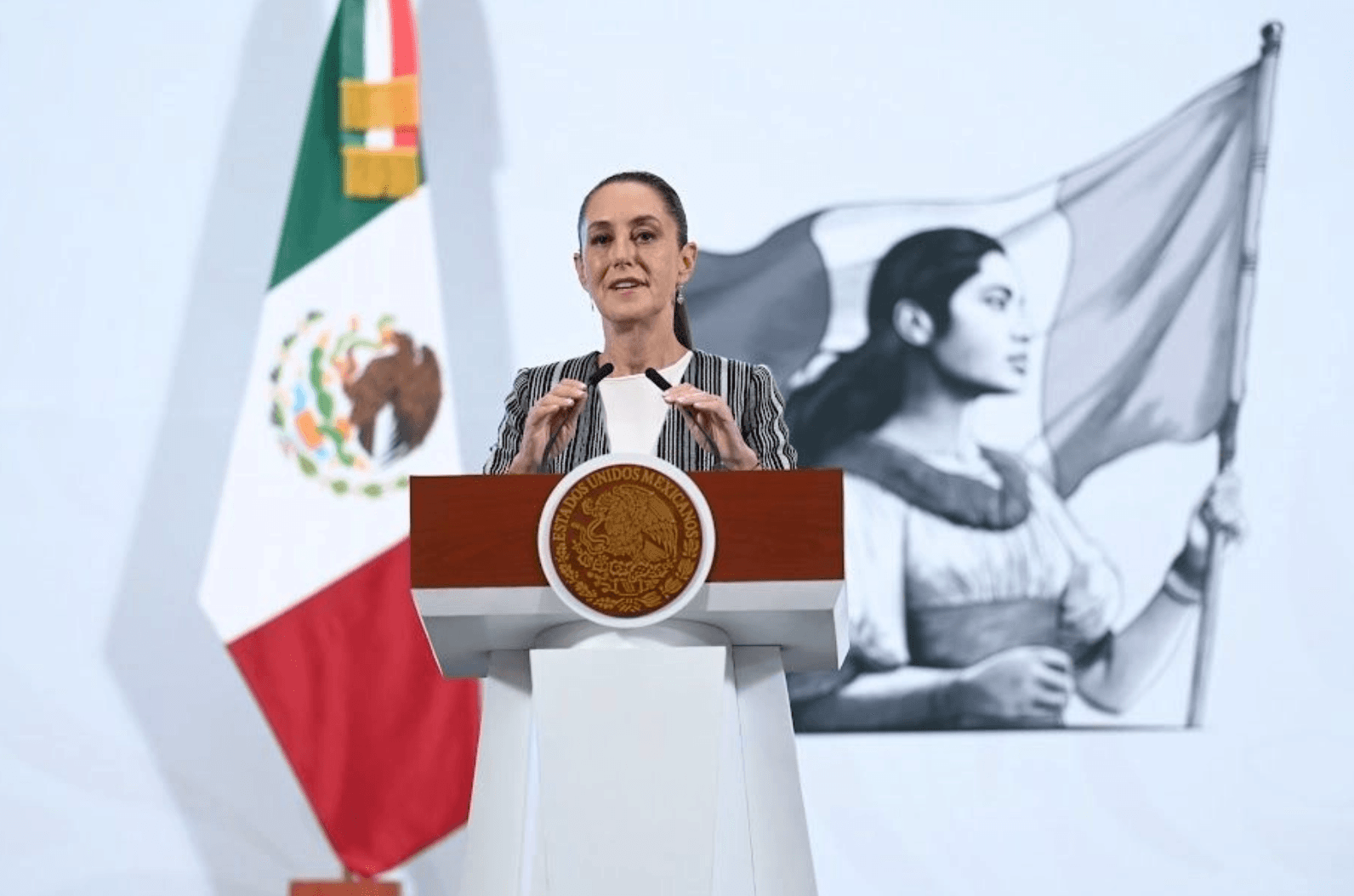 Sheinbaum pide cautela y responsabilidad tras asesinato de funcionarios en CDMX