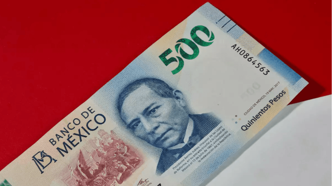 Cetes a dos años mantienen el mejor rendimiento tras recorte de Banxico