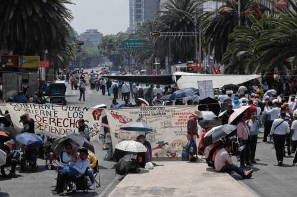 Sheinbaum mantiene diálogo abierto con la CNTE y descarta represión