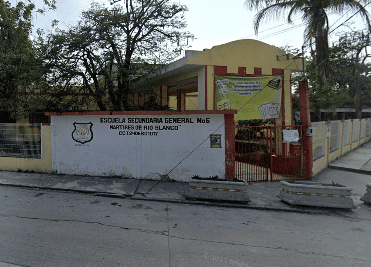 Acusan de abuso y nepotismo a directora de Secundaria General No.6 en Cd. Valles