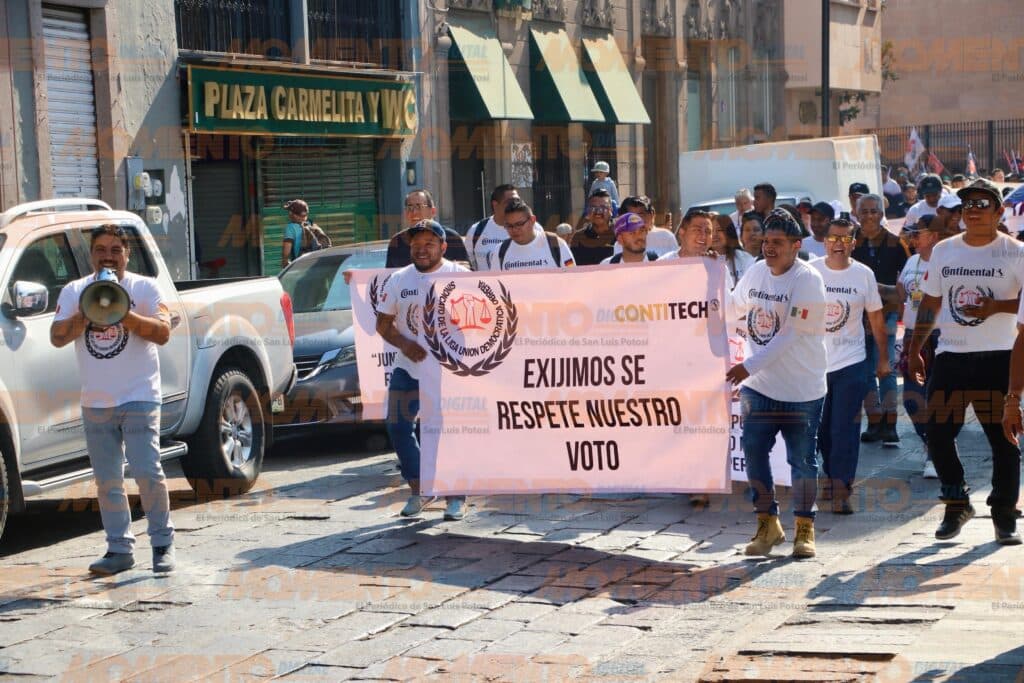 Inconformidad entre trabajadores del Gobierno del Estado marca el Día del Trabajo en SLP