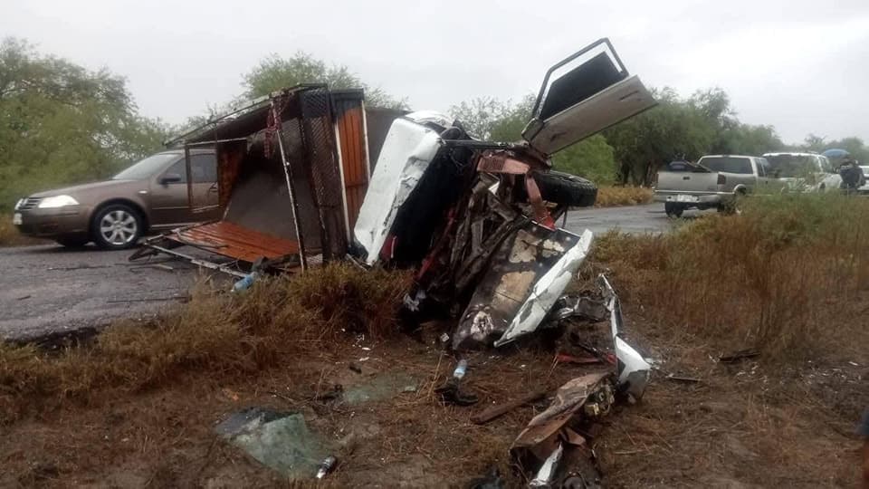 Accidente entre vehículos deja varios lesionados en la carretera Rioverde–Cerritos