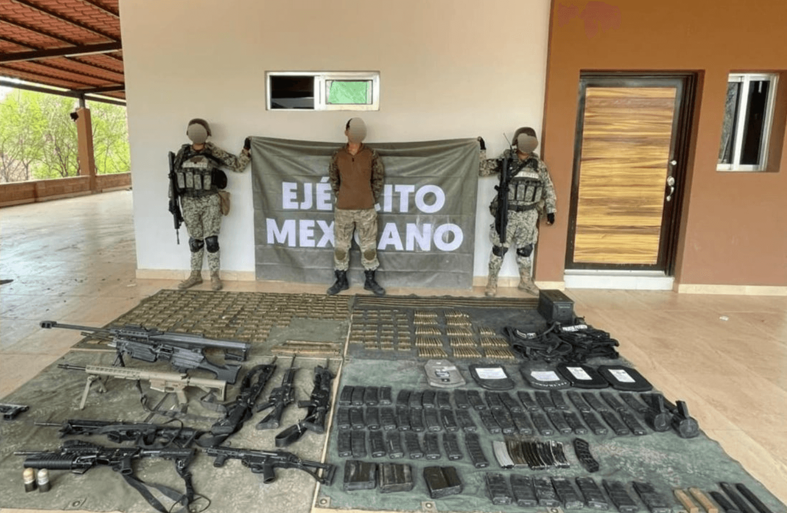 Detienen a 10 integrantes de Los Mayitos en Sinaloa