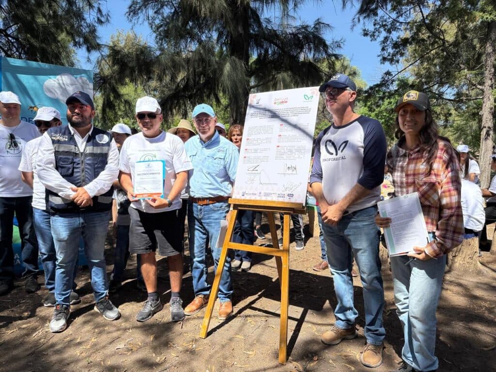 Encabeza alcalde Galindo actividades de reforestación en la Capital