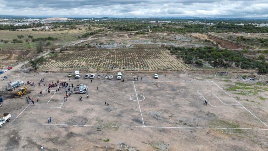 Transforma Ayuntamiento antiguo tiradero clandestino en espacio de convivencia