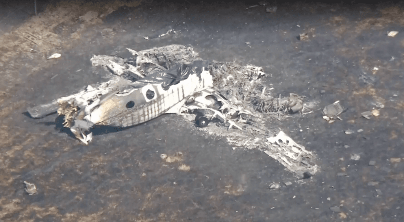 Avioneta se desploma tras despegar en aeropuerto cercano a Londres; cuatro fallecidos