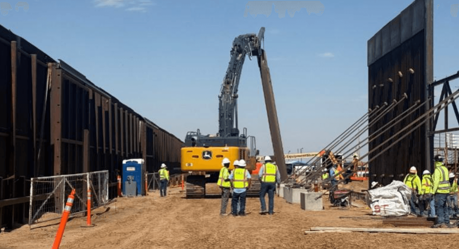 Inicia construcción de muro fronterizo frente a Ciudad Juárez