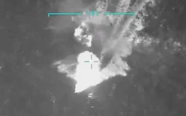 Ataque militar de EUA a barco venezolano deja saldo de 11 muertos