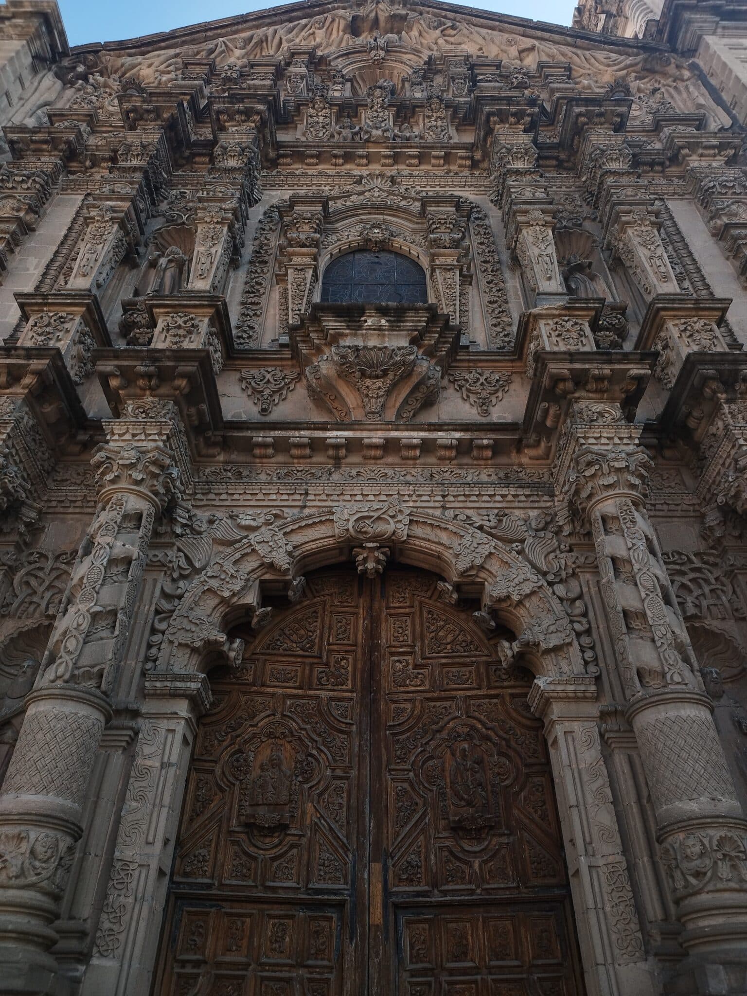 Rehabilitarán fachada del Templo del Carmen