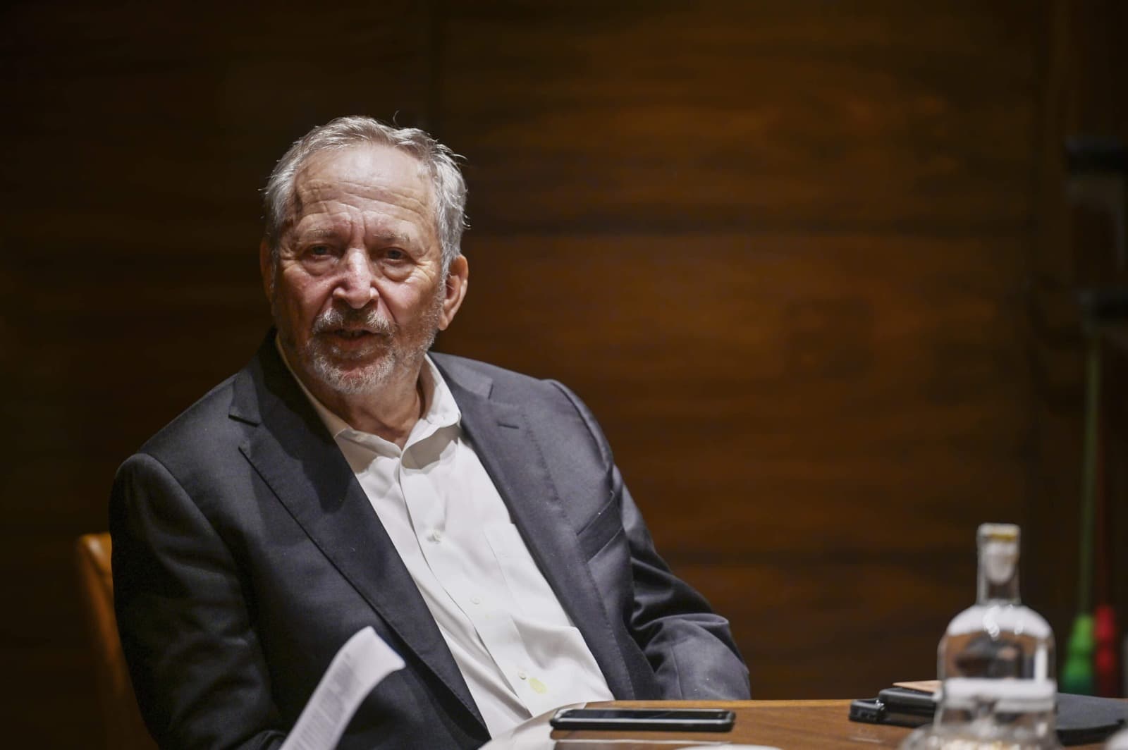 En la mira exdirector de Harvard y miembro de OpenAI por caso Epstein