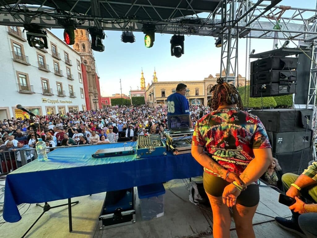 La Pequecita del Sabor: Mujer que abrió camino en el mundo sonidero de SLP