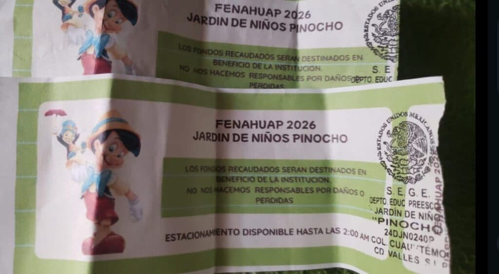 Padres de familia elevan tarifas de estacionamiento en kínder durante la Fenahuap